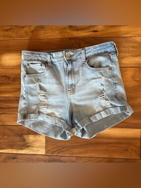 Aeropostale Light Wash Distressed Denim Shorts size 10